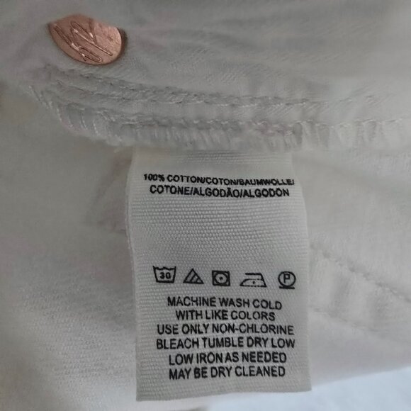 Free People We the Free Sz 30 White Denim Frayed Hem Distressed Festival Shorts - Picture 6 of 9